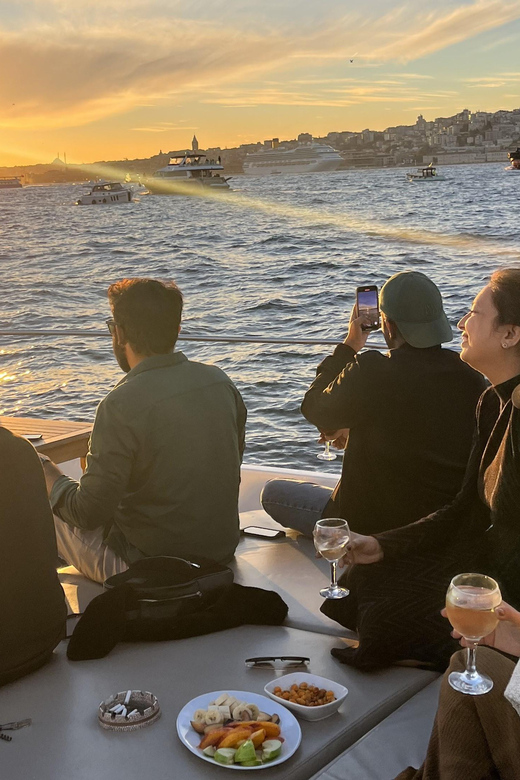 Istanbul: Small Group Yacht Tour with Unlimited Wine - Why this Bosphorus yacht tour feels more personal than the big boats