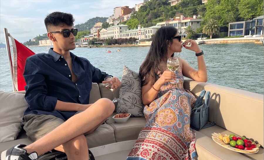 Istanbul: Small Group Yacht Tour with Unlimited Wine - How good is the value at $57 for 2 hours?