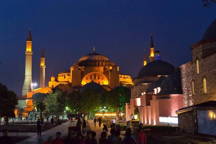 Istanbul-St Sophia,Blue Mosque,Hippodrome Guided Tour - Meet at the Marmara Universitesi area, then get through the crowds fast
