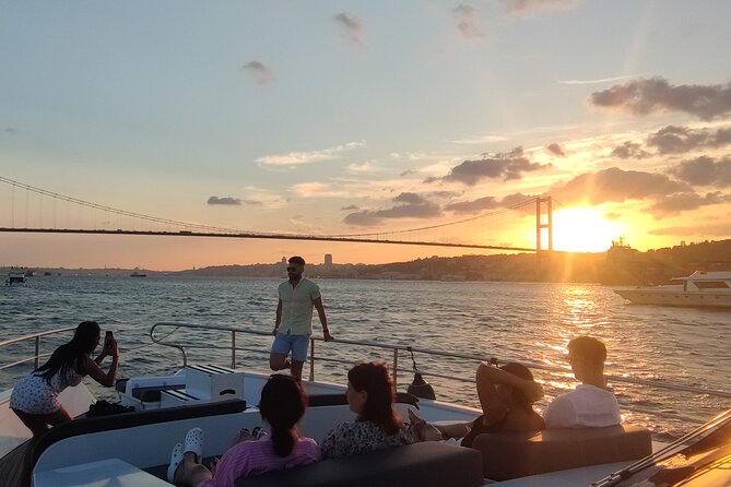 Istanbul Sunset Cruise on the Bosphorus - Kabataş departure: where the experience starts (and how not to waste time)