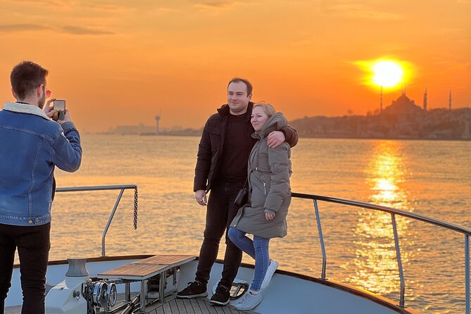 Istanbul Sunset Yacht Cruise on the Bosphorus with Transfers - Sunset timing: why 4:00 pm matters on the Bosphorus