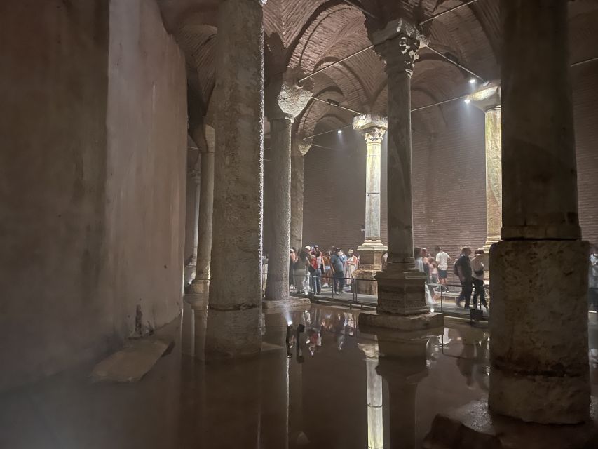 Istanbul: Topkapi, Hagia Sophia and Basilica Cistern Tour - Key highlights you should actually care about