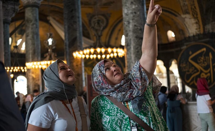 Istanbul: Topkapi, Hagia Sophia and Basilica Cistern Tour - Why this Istanbul highlights run makes sense in 4 hours
