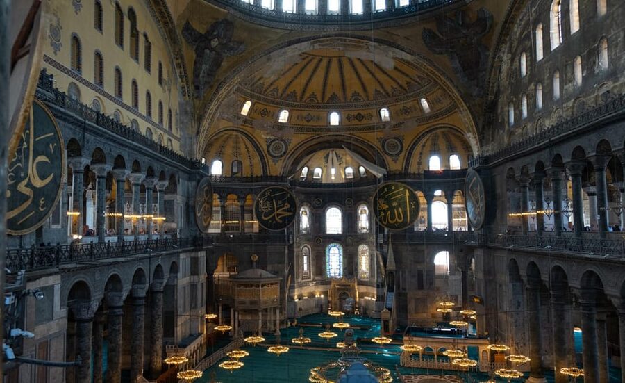 Istanbul: Topkapi, Hagia Sophia and Basilica Cistern Tour - Price and value: what you get for $117