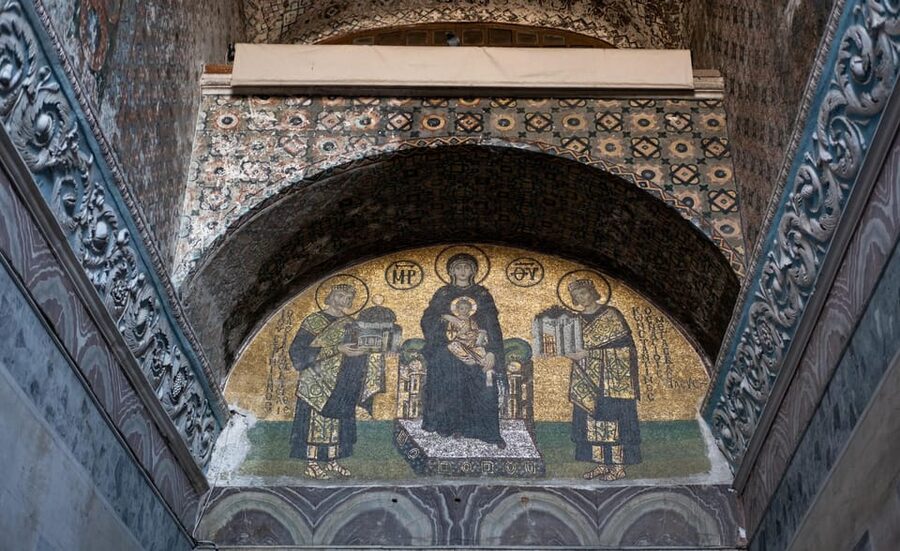 Istanbul: Topkapi, Hagia Sophia and Basilica Cistern Tour - Pace, walking realities, and what to pack