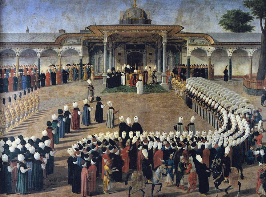 Istanbul: Topkapi Palace Guided Tour - Skip-the-line entry: the real benefit of “fast track”