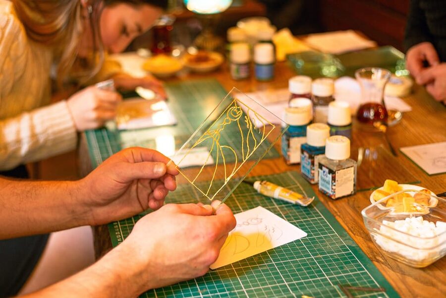 Istanbul: Traditional Stained Glass Painting Workshop - Should you book this Traditional Stained Glass Painting Workshop in Istanbul?