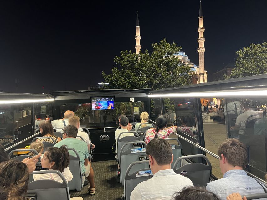 Istanbul: Two Continents Evening Bus Tour with Commentary - Getting on board at Sultanahmet Square and timing your expectations