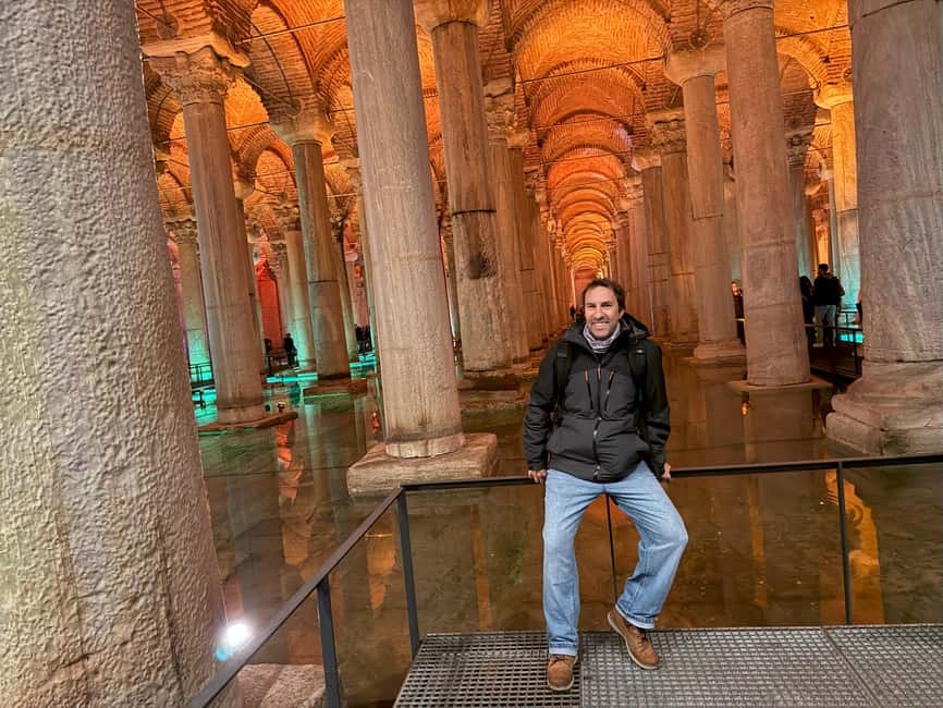 Istanbul Walking Tour: Mosques, Palace, Cistern with Lunch - Hippodrome and the Obelisk of Theodosius: a perfect opener