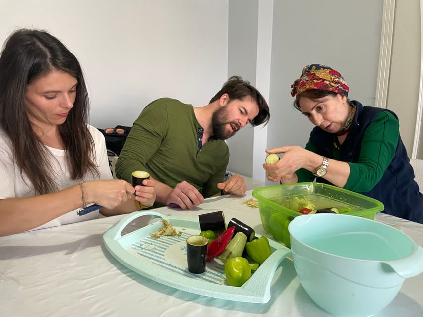 Learn Turkish Cuisine from a Local Mom - Istanbul logistics, from Sultanahmet to Selamlık Street