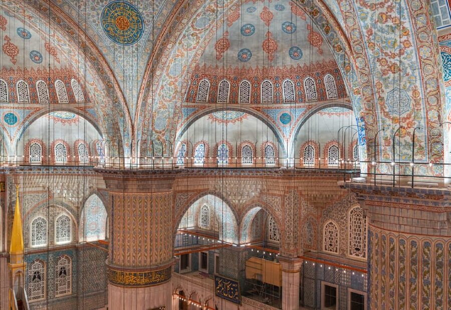 Little Hagia Sophia, Blue Mosque & Hagia Sophia Walking Tour - Hagia Sophia: what you’re seeing when Christian and Islamic art overlap