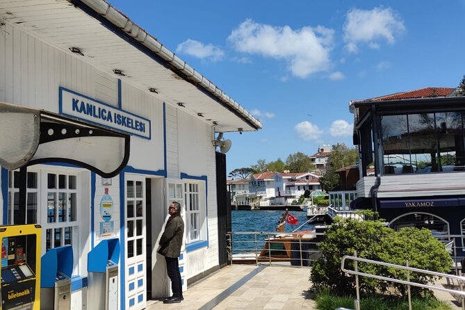Luxury Bosphorus Yacht Cruise – Stopover in Asian Side - Your Asian-Side Break at Kanlica Meydani (About 20 Minutes)