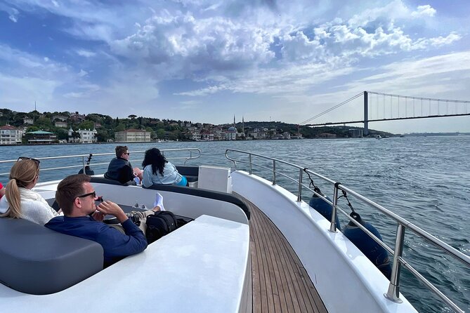 Luxury Bosphorus Yacht Cruise – Stopover in Asian Side - Who This Yacht Cruise Suits Best (and Who Might Want Something Longer)