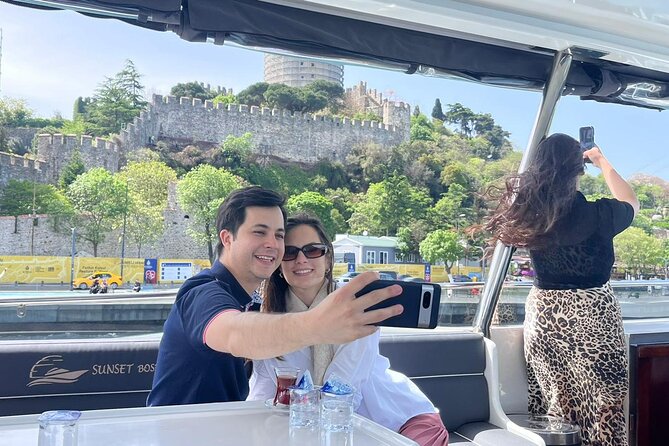 Luxury Bosphorus Yacht Cruise – Stopover in Asian Side - Booking Tips That Make the Day Easier