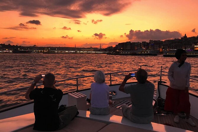 Luxury Sunset Yacht Cruise on the Bosphorus – Refresh & Relax - Beylerbeyi, Çengelköy, and the quieter waterfront neighborhoods