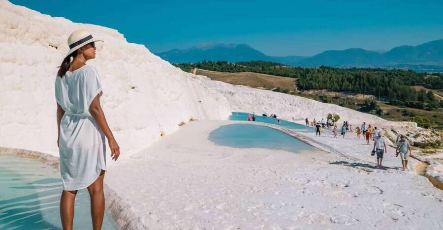 Private Daily Pamukkale Tour from Istanbul by Plane - How a Pamukkale by plane day really works from Istanbul