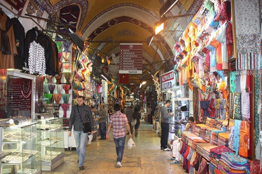 Private Guide in Istanbul Old City - Topkapi Palace: Ottoman Rule Explained in Human Terms