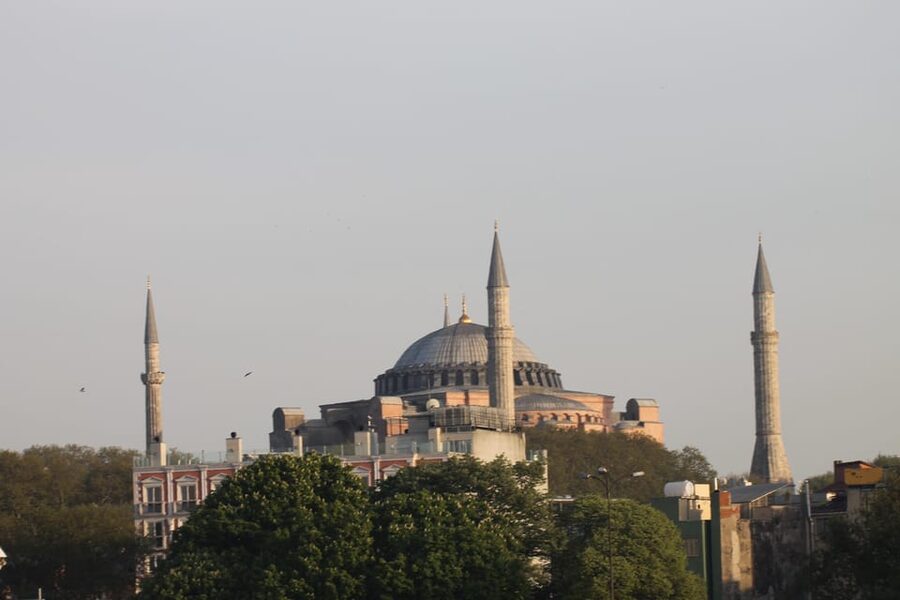 Private Guide in Istanbul Old City - Basilica Cistern: A Cool Break That Changes Your Perspective