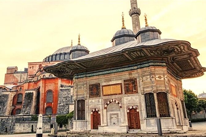 Private Guided Basilica Cistern and Topkapi Palace with Skip Line - Skip-the-Line Access: How It Changes Your Day