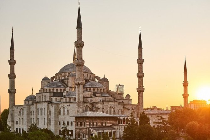 Private Istanbul Sightseeing Tour - Topkapi Palace, Hagia Irene, and the Golden Horn viewpoint