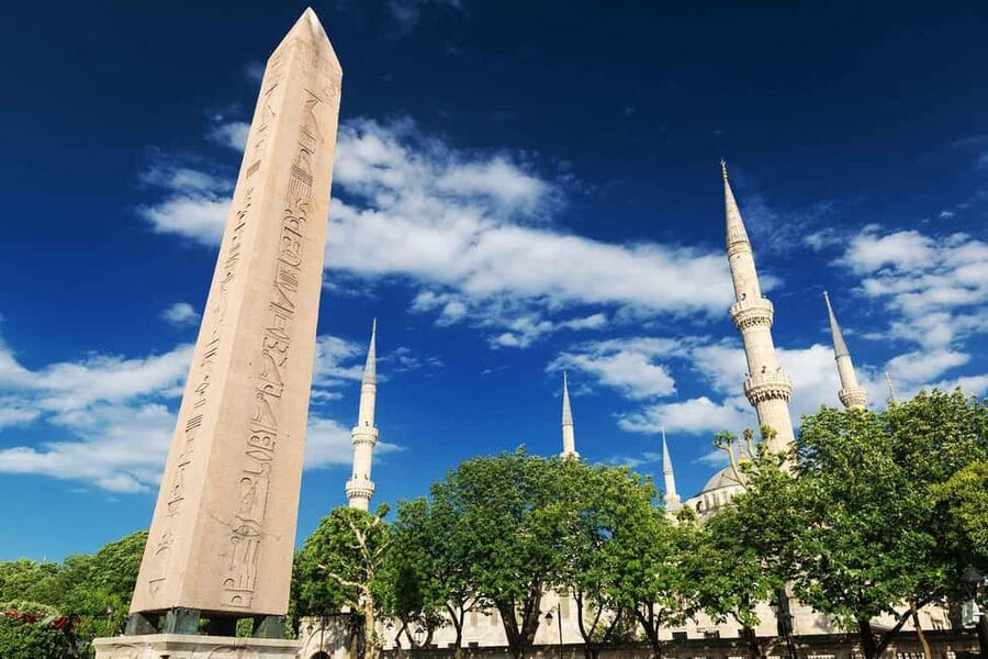 Private Walking Tour: Hippodrome, Blue Mosque, Hagia Sophia - Hagia Sophia: the dome effect and Byzantine mosaics you can actually interpret
