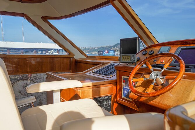 Private Yacht Cruise on Bosphorus - Ottoman summer calm: Küçüksu Palace and Beylerbeyi Palace gardens