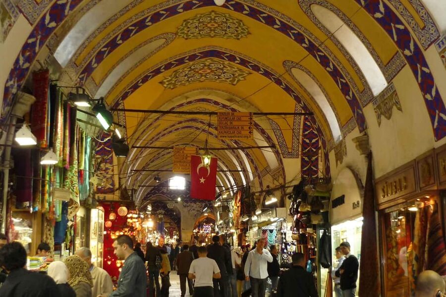 Rug Shopping Private Tour with expert Grand Bazaar - Shipping and After-Purchase Confidence