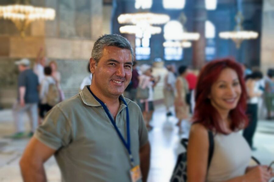 Rug Shopping Private Tour with expert Grand Bazaar - Start in Sultanahmet, Meet Ali Yalniz Near McDonald’s