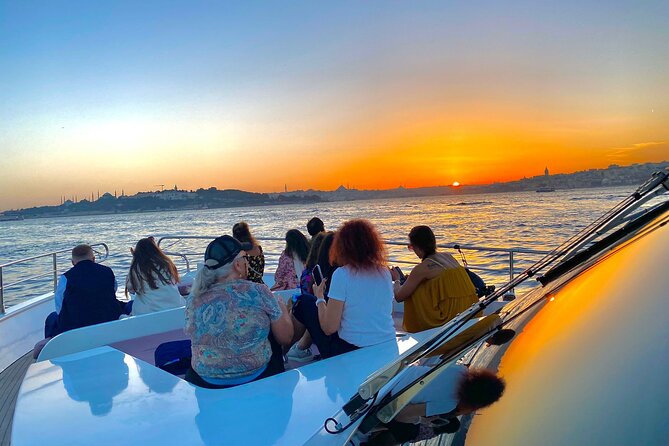 Scenic Bosphorus Sunset Cruise – 2.5 Hours of Luxury & Views - Boarding at Kabataş, then settling into a yacht-style evening