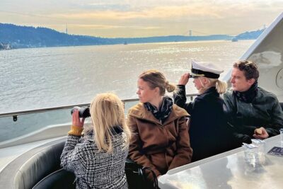 Scenic Bosphorus Sunset Cruise – 2.5 Hours of Luxury & Views