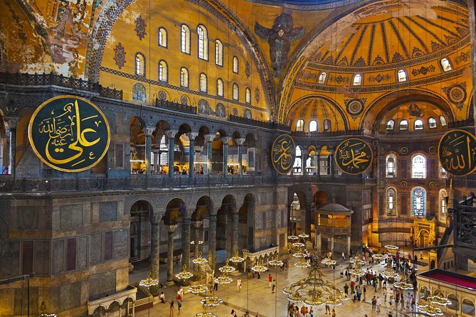 Small Group Full-Day Istanbul: Old City, Bosphorus Cruise & Lunch - Blue Mosque: skip cues, Friday limits, and the tile view
