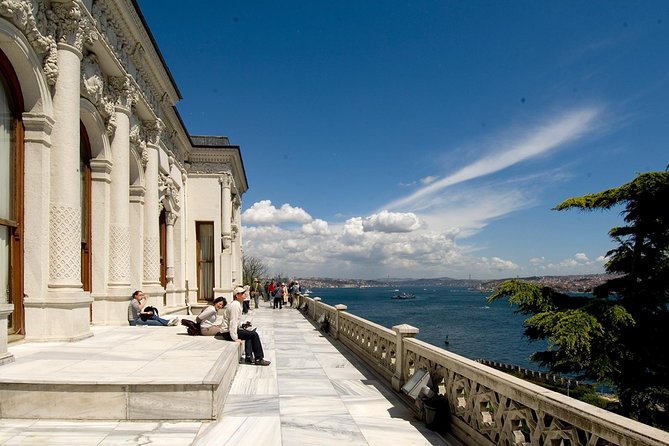 Small-Group Topkapi Palace and Harem Tour with Tickets - Why Topkapi Feels Easier With Priority Entry and a Small Group