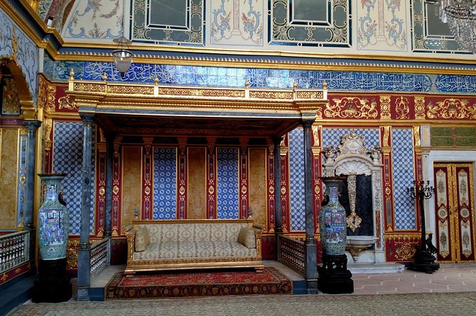 Small-Group Topkapi Palace and Harem Tour with Tickets - The Best Part of the Walk: Bosphorus Views and Terraces