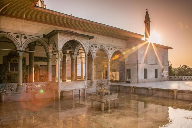 Small-Group Topkapi Palace and Harem Tour with Tickets - The Harem at Topkapi, Structured Life Not Scandal