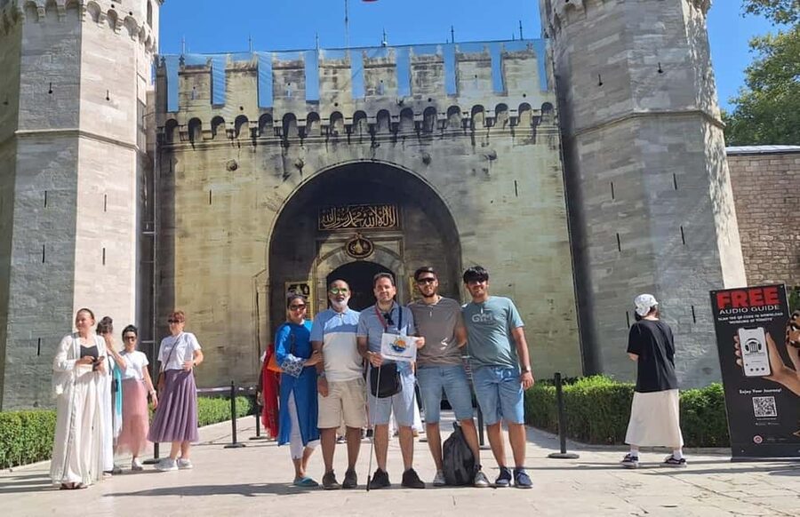 Topkapi Palace & Harem, Skip-the-Line Entry with SMALL GROUP - Key Things You’ll Notice on This Tour