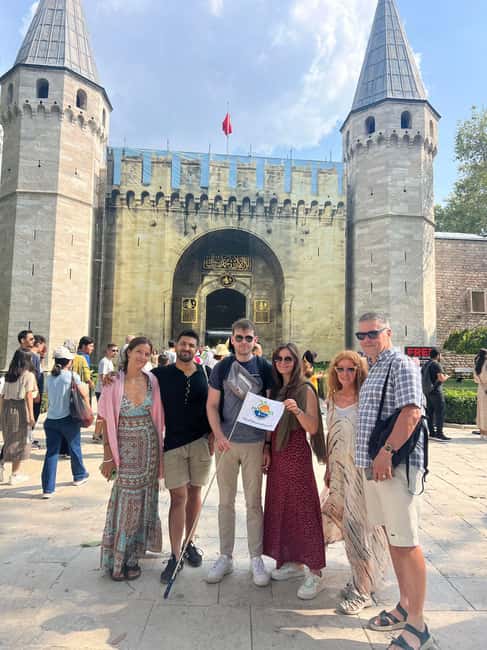 Topkapi Palace & Harem, Skip-the-Line Entry with SMALL GROUP - Meeting Near Orient Spice Market, What to Look For, and How to Start Smoothly