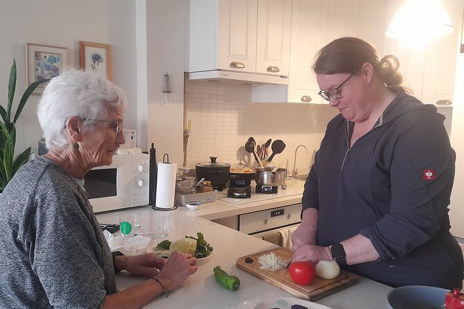 Traditional Home Cooking with a Local in İstanbul City Center - Meze, Salad, and Turkish Coffee: The Part You Actually Remember